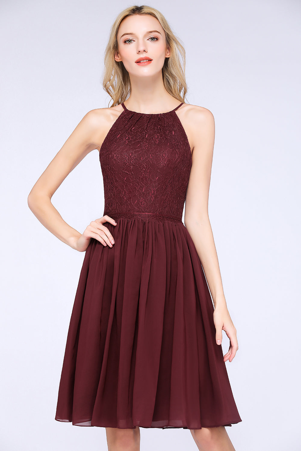 Lovely Burgundy Lace Short Bridesmaid Dresses With Spaghetti-Straps
