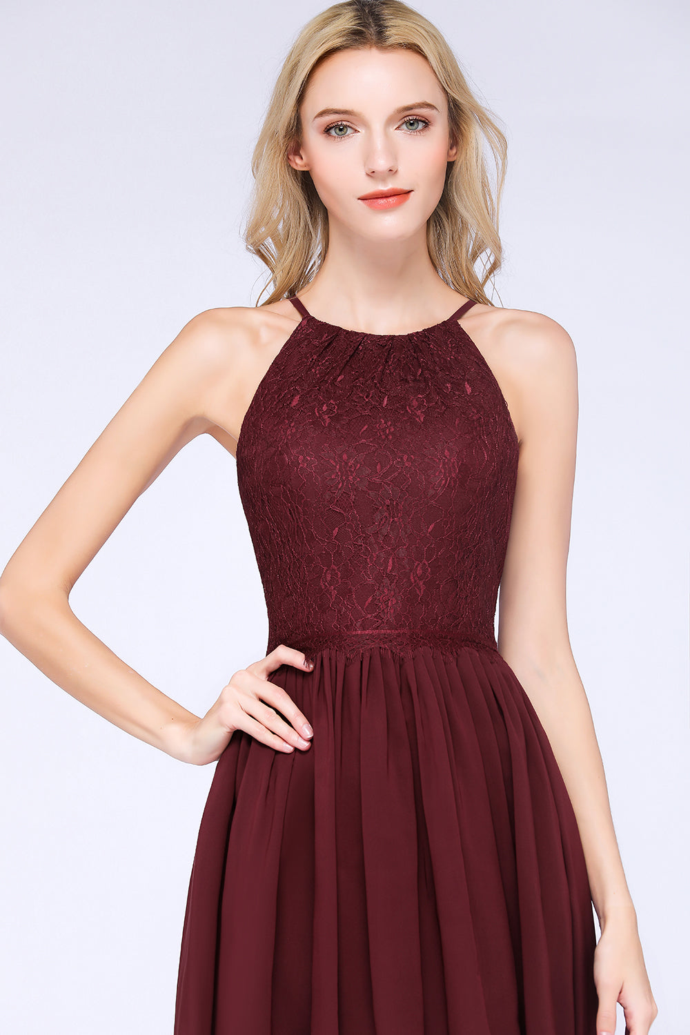 Lovely Burgundy Lace Short Bridesmaid Dresses With Spaghetti-Straps