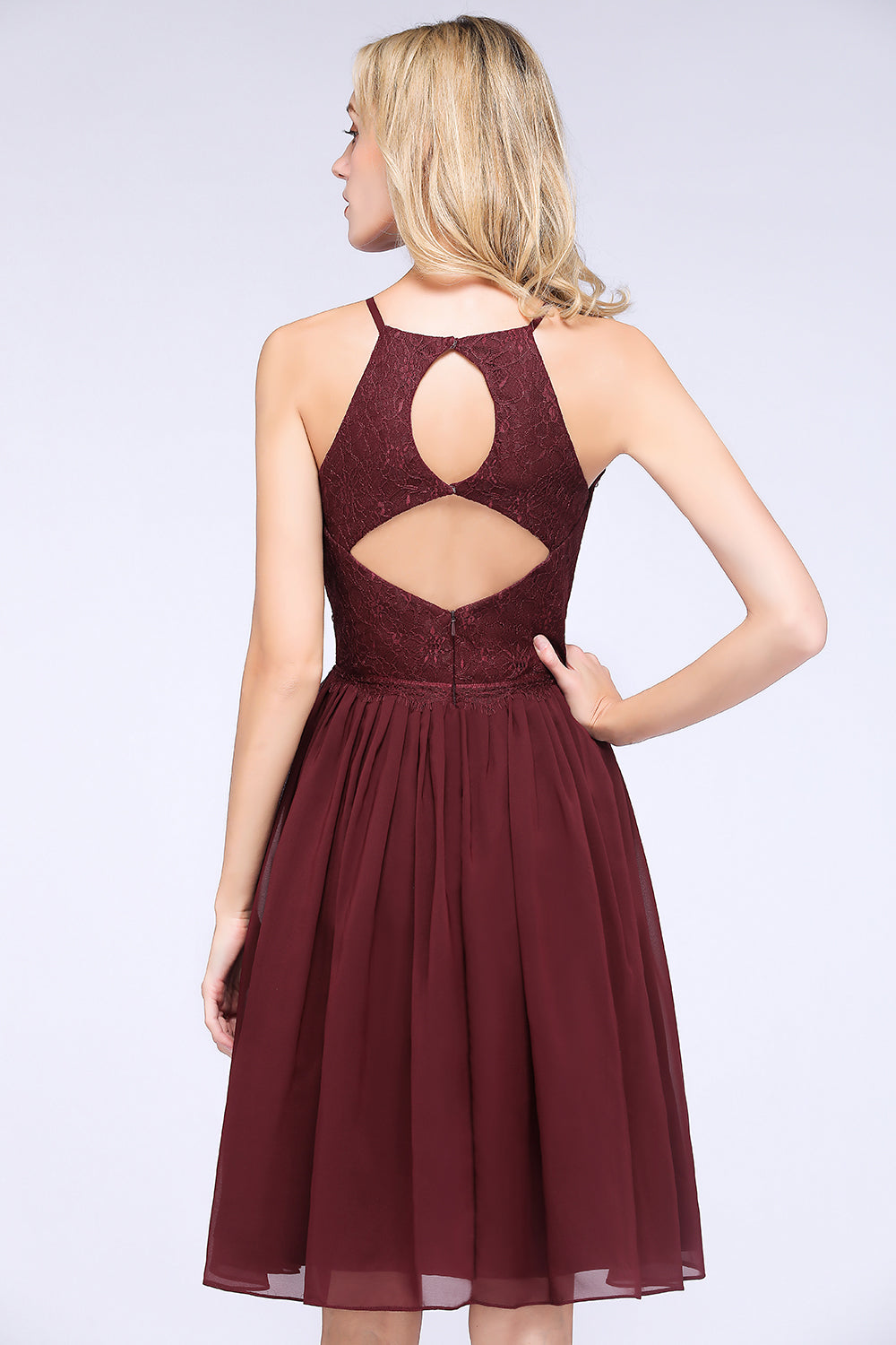 Lovely Burgundy Lace Short Bridesmaid Dresses With Spaghetti-Straps