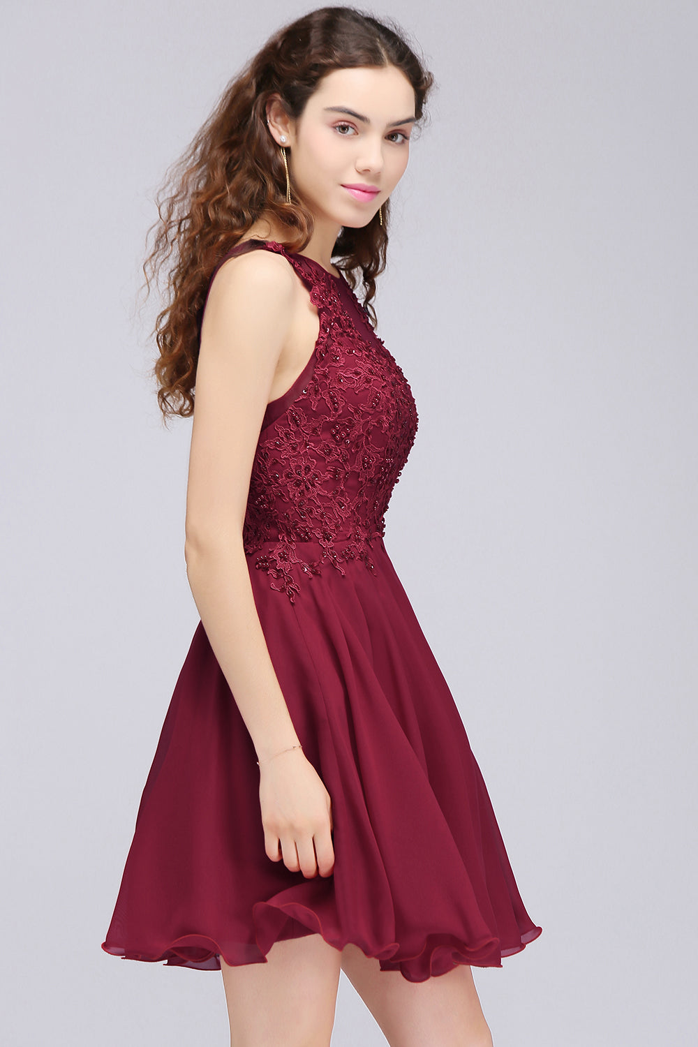 Lovely Lace Short Burgundy Bridesmaid Dresses with Appliques - Fashionpara