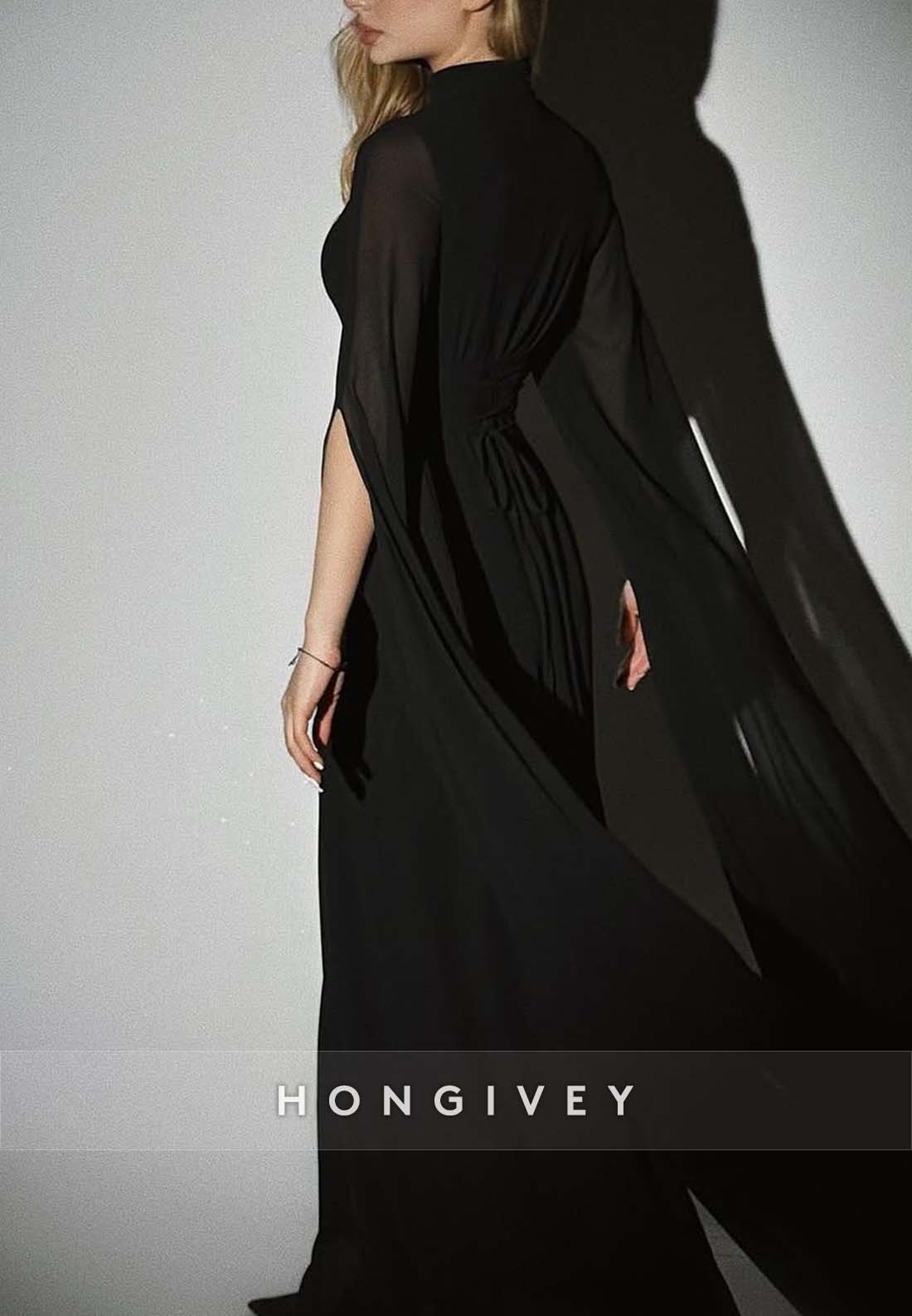 Elegant Blush Halter Sheath Mother of Bride Floor-Length Pleated Evening Gown