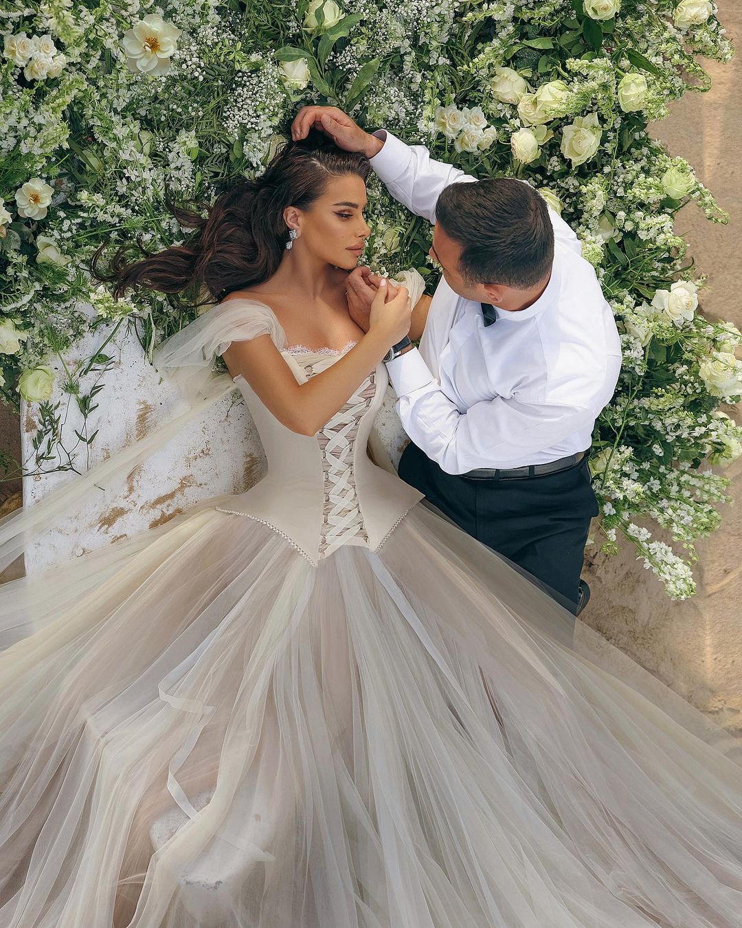 Modern Long Off-the-Shoulder A-Line Tulle Corset Wedding Dress - Fashionpara