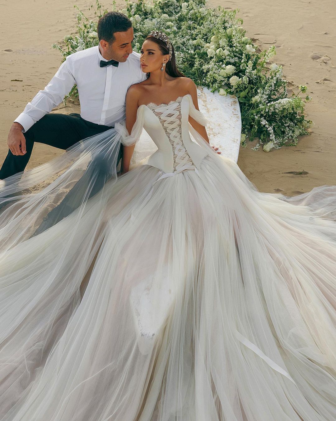 Modern Long Off-the-Shoulder A-Line Tulle Corset Wedding Dress - Fashionpara
