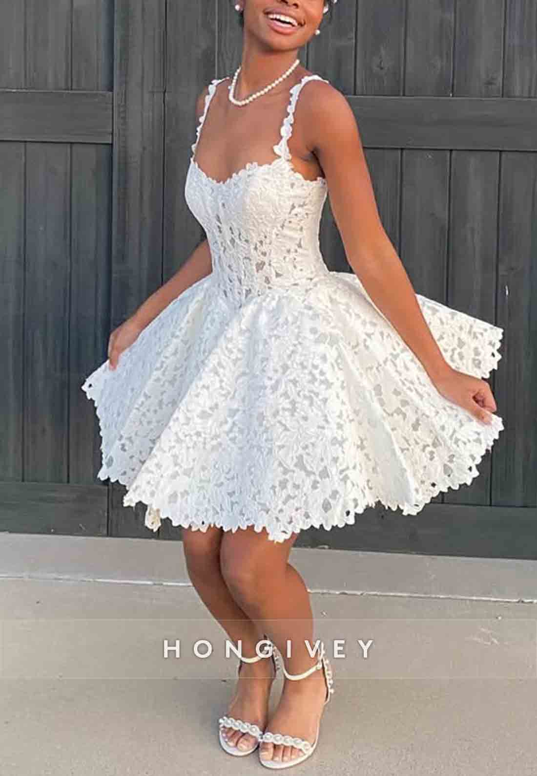 Lace Sleeveless Sweetheart Ball Gown Low Back Short Homecoming Dresses