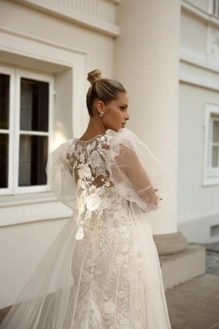 Luxurious Sweetheart Sleeveless Mermaid Lace Bridal Gown - Fashionpara