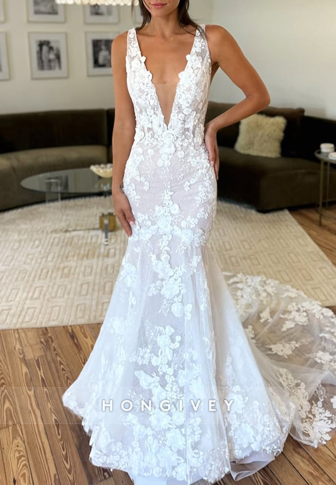 Sexy Lace Flowers V-Neck Court Train Sleeveless Mermaid Wedding Dresses