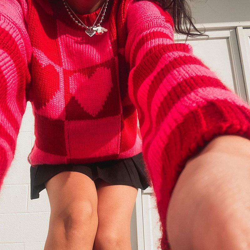 Heart Checkered Pattern Long Sleeve Sweater - Red 2