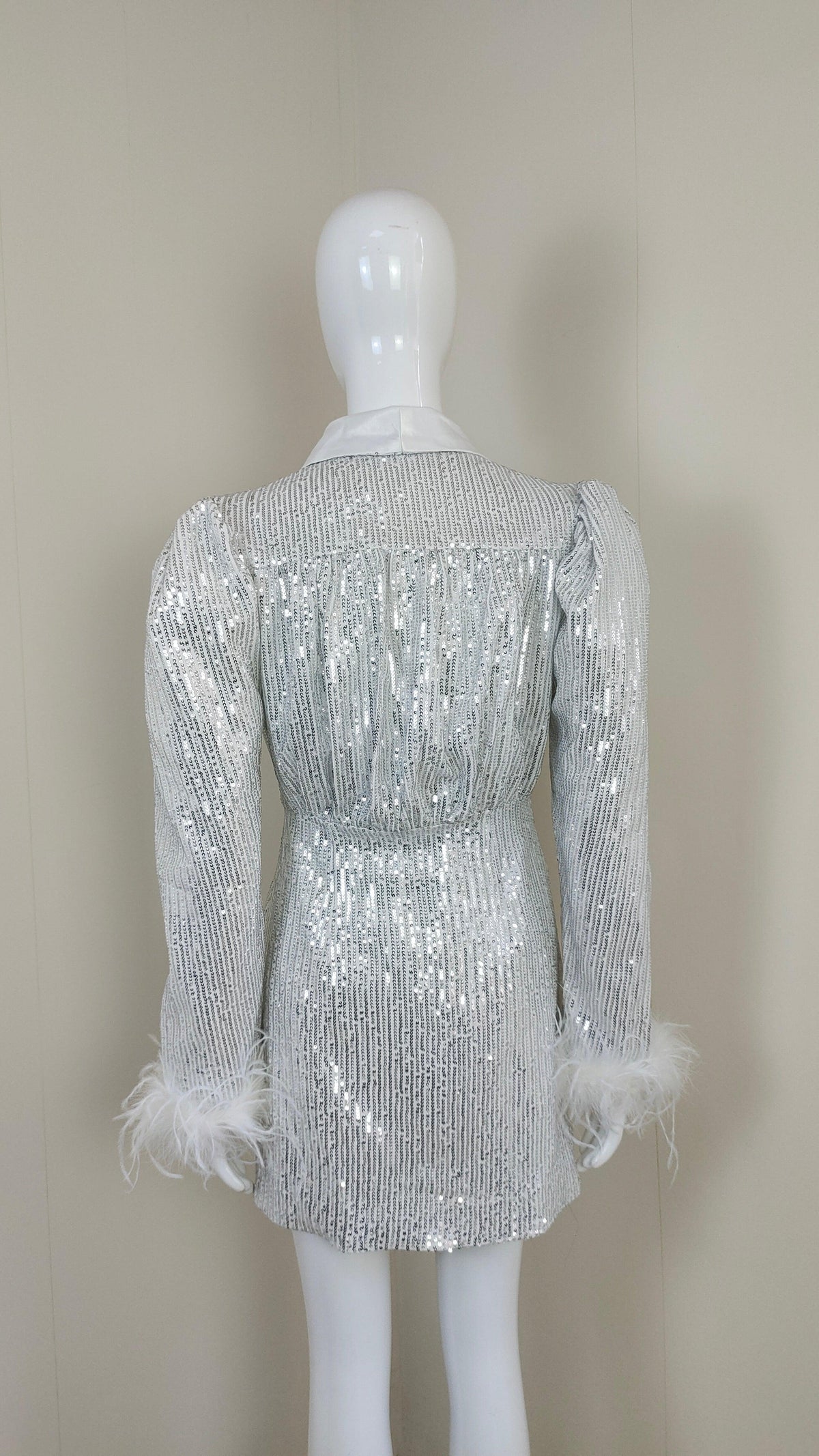 KittenAlarm - Pamelia Feather Trim Sleeves Sequined Blazer Dress