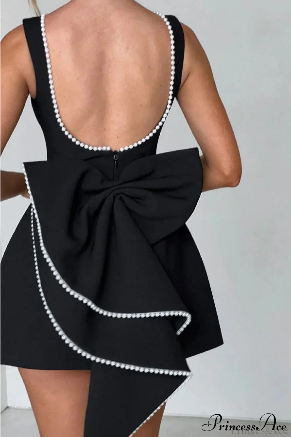 Pearl Bow Open-Back Edgy Short Party Dress 3