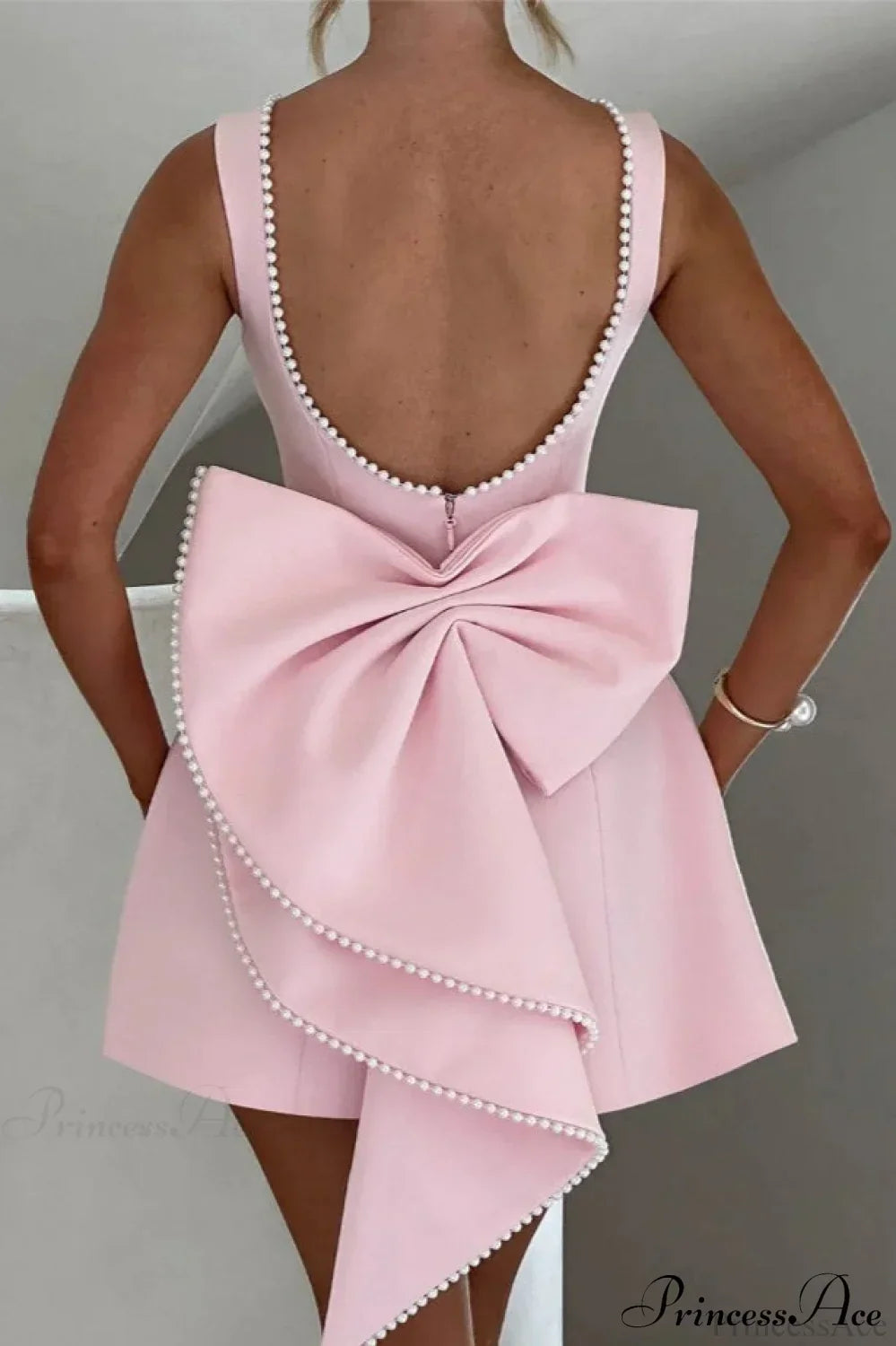 Pearl Bow Open-Back Edgy Short Party Dress 7
