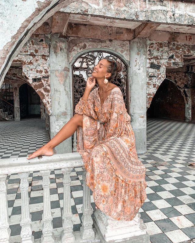 Floral Print V-Neck Long Sleeve Tiered Maxi Dress 3