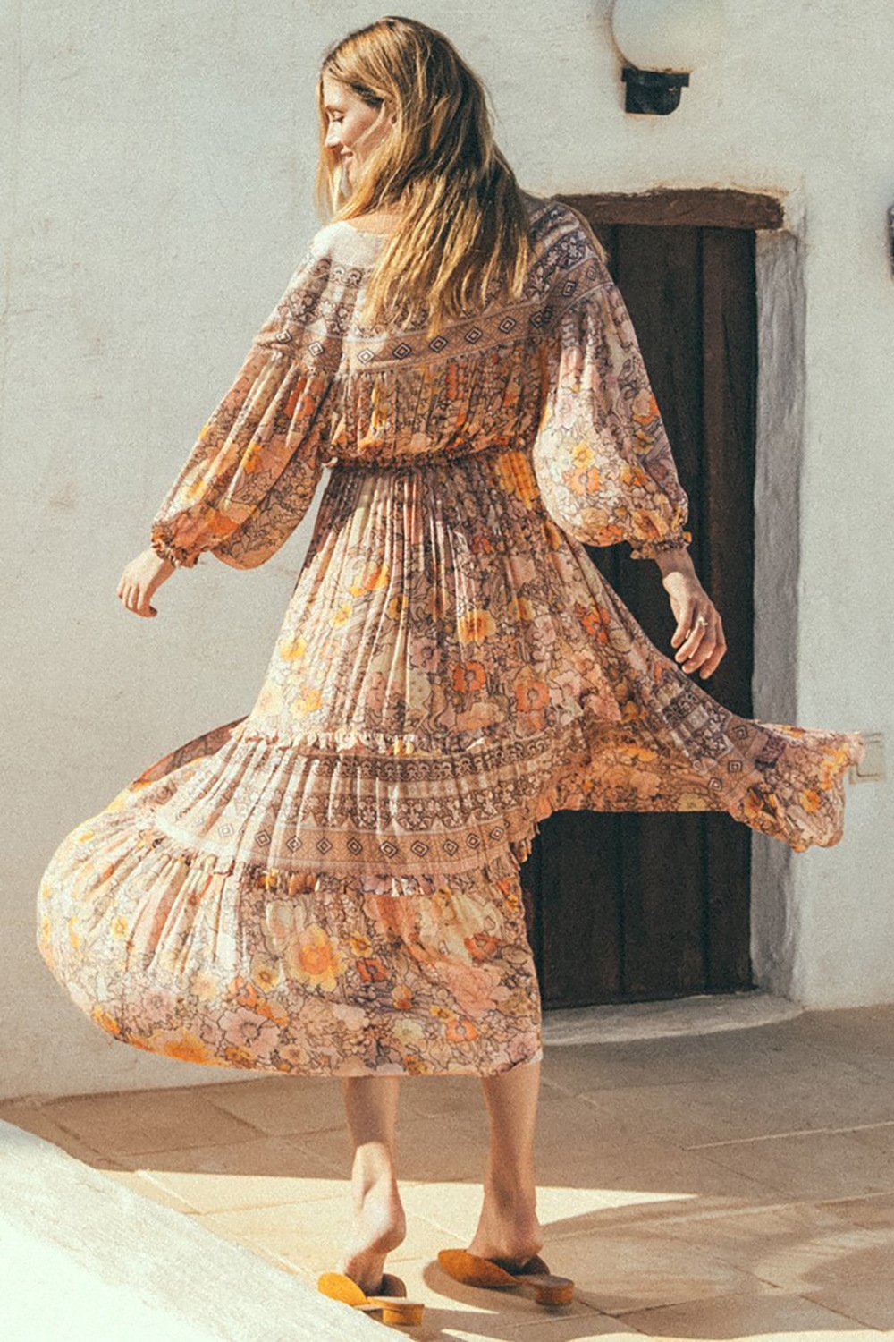 Floral Print V-Neck Long Sleeve Tiered Maxi Dress 4