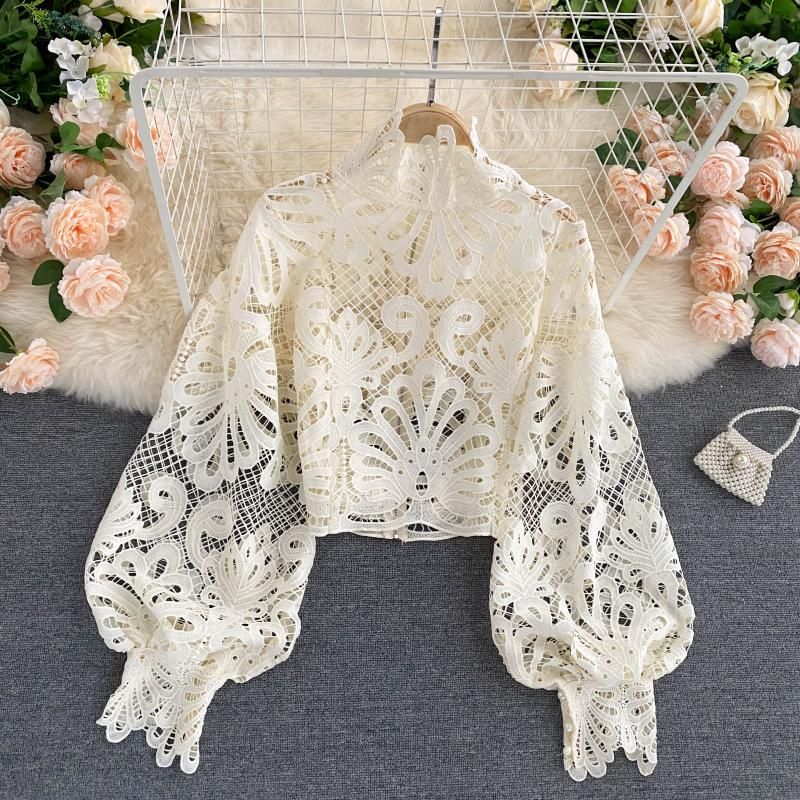 Maira Lace Lantern Sleeve Blouse