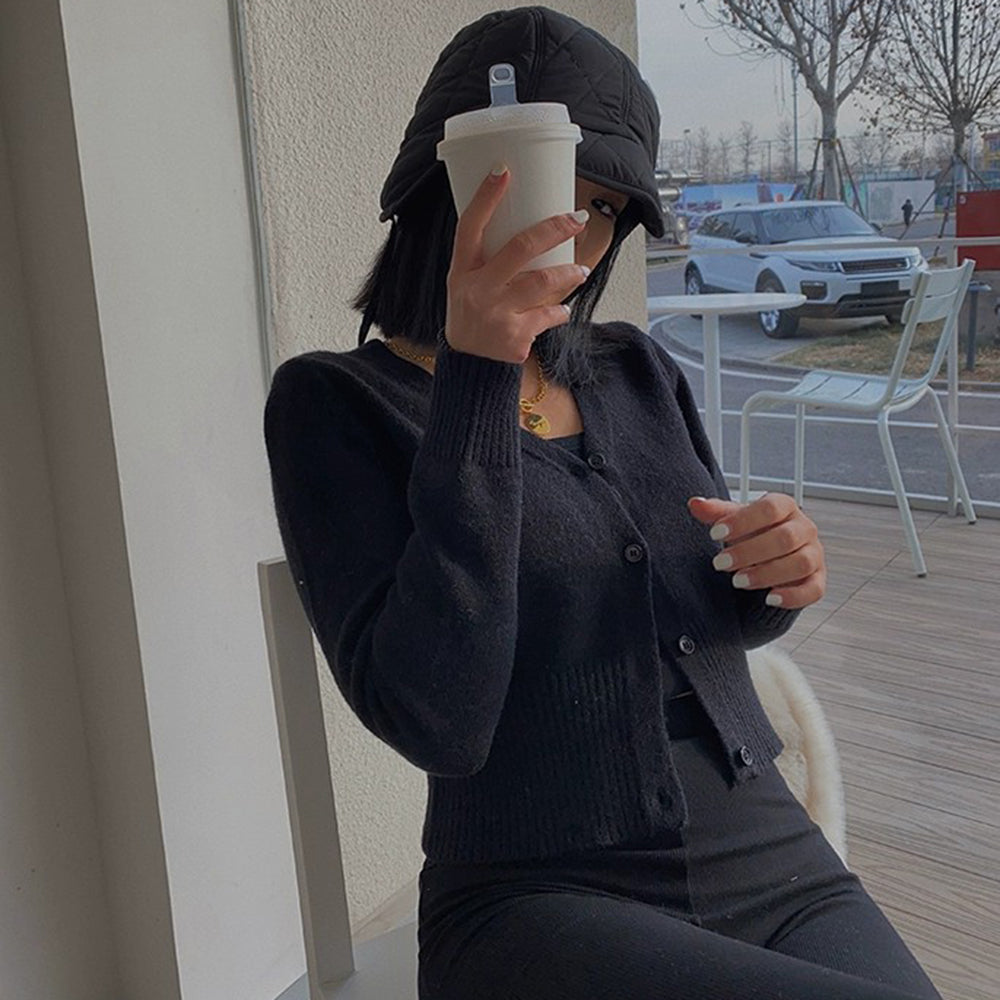 Stylish Orro Shop Short Solid Knit Cardigan for Versatile Wear