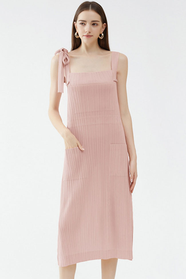 Relaxed Square Neck Tie Strap Pocketed A Line Pleated Midi Sundress - Pink - Fashionpara