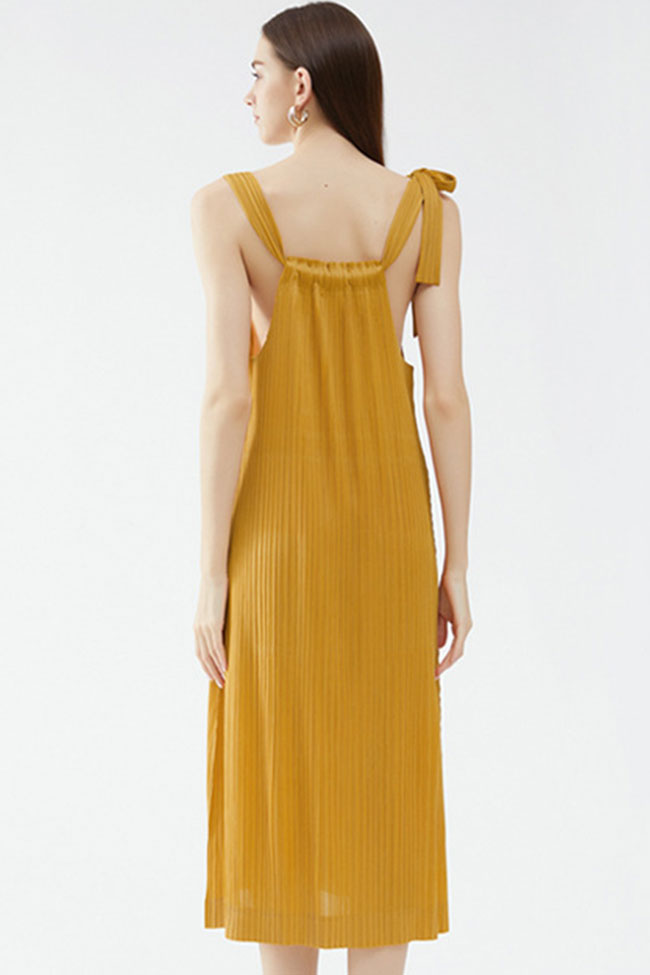 Relaxed Square Neck Tie Strap Pocketed A Line Pleated Midi Sundress - Yellow - Fashionpara