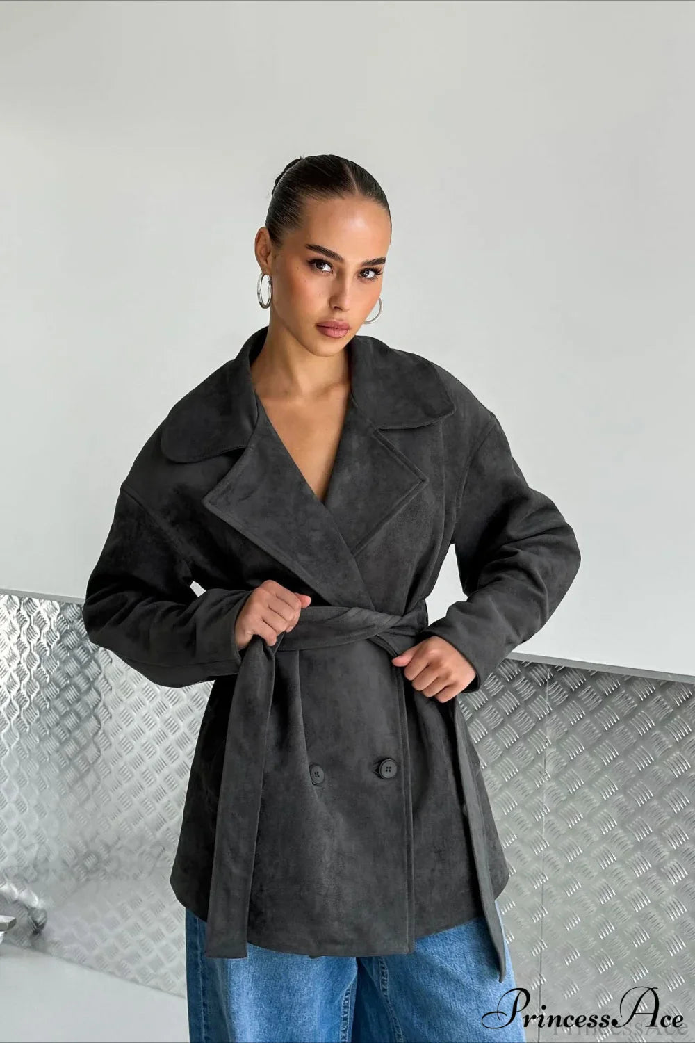 Elegant Brown Suede Retro Jacket with Tied Detail for Style