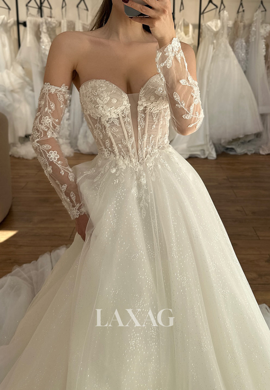 Sweetheart Long-Sleeves Lace Applique Pleated Sheer Tulle A-Line Wedding Dress