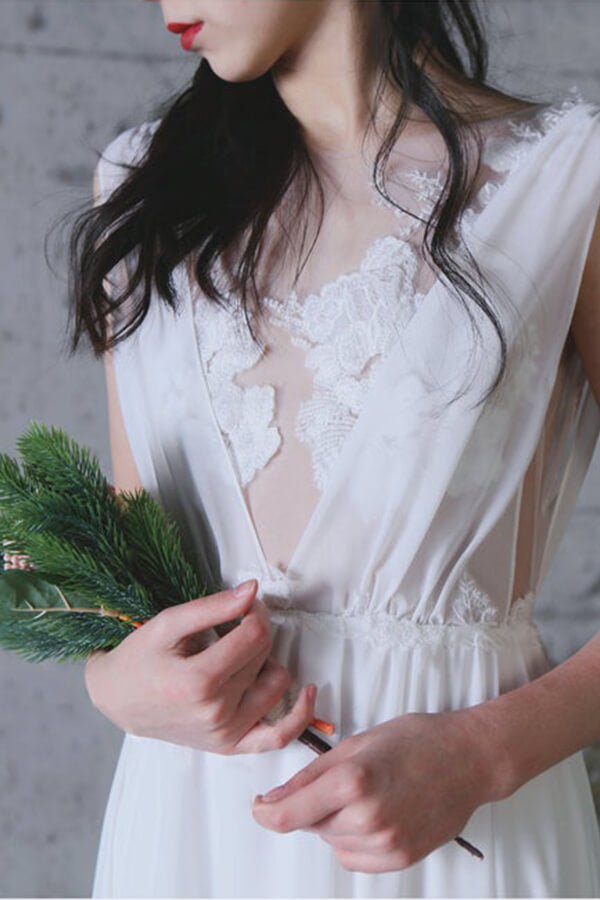 Sexy A-line V-Neck Chiffon Wedding Dress Sleeveless Lace Appliques Bridal Gowns On Sale - Fashionpara