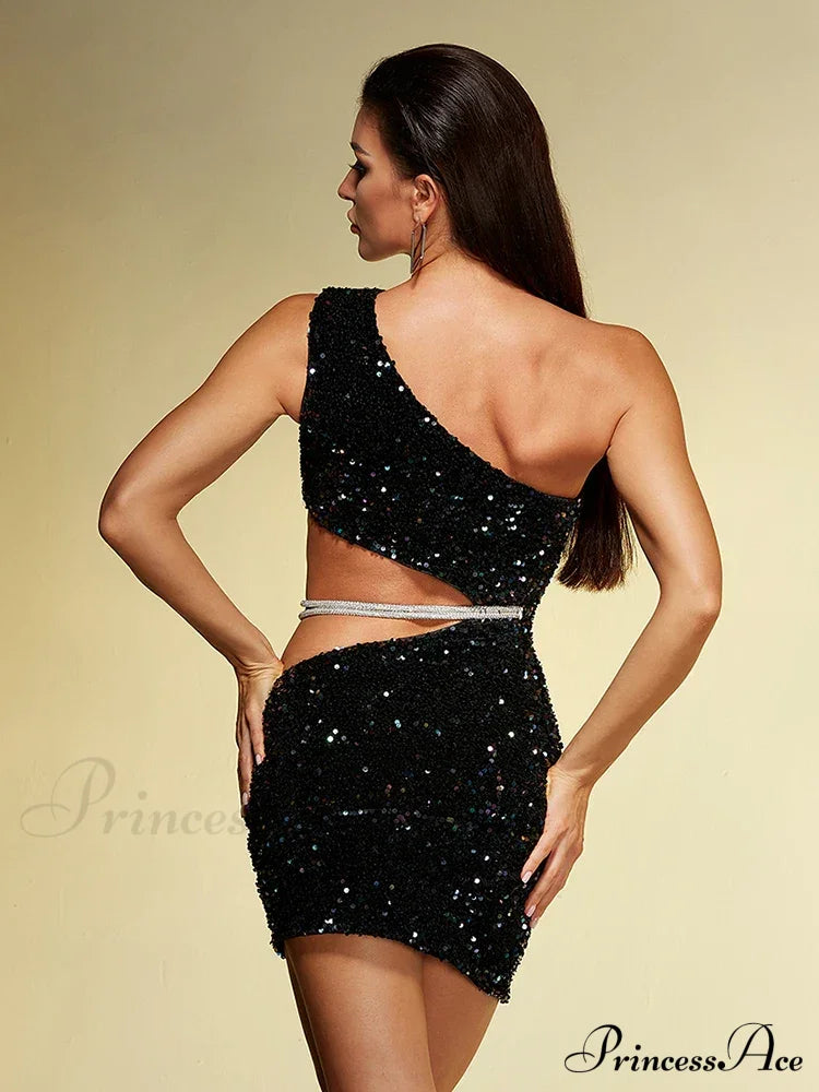 Sexy Diagonal Collar Hollow Out Diamonds Chain One Shoulder Christmas Party Dress