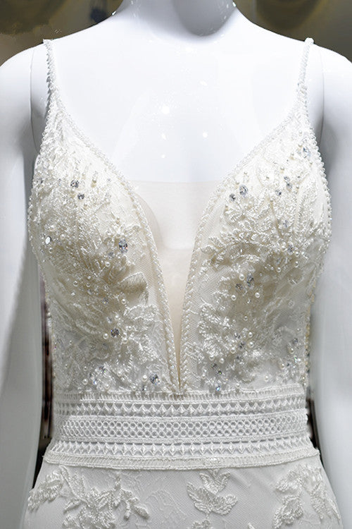 Sexy Spaghetti-Straps Tulle Wedding Dress V-Neck Sleeveless Appliques Beading Bridal Gowns On Sale - Fashionpara