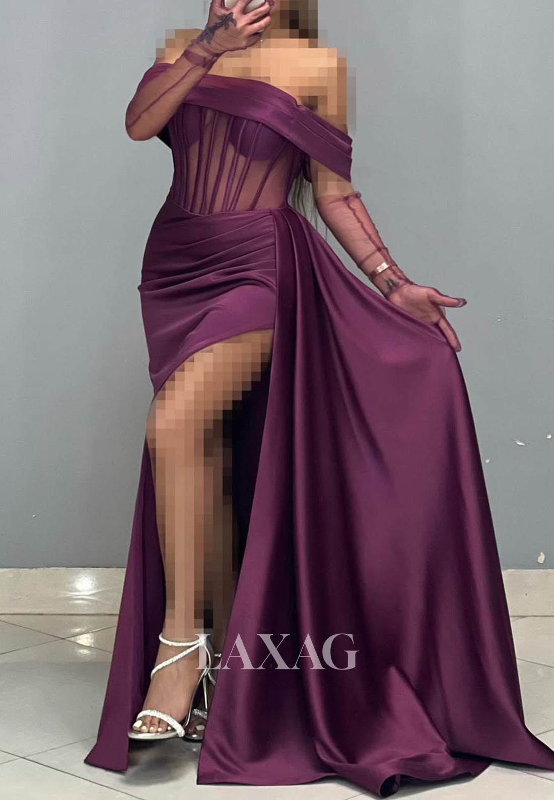 Tube Top Off-Shoulder Sleeveless Mermaid Prom Dress Pleated Satin Party Gowns with Tulle Gloves