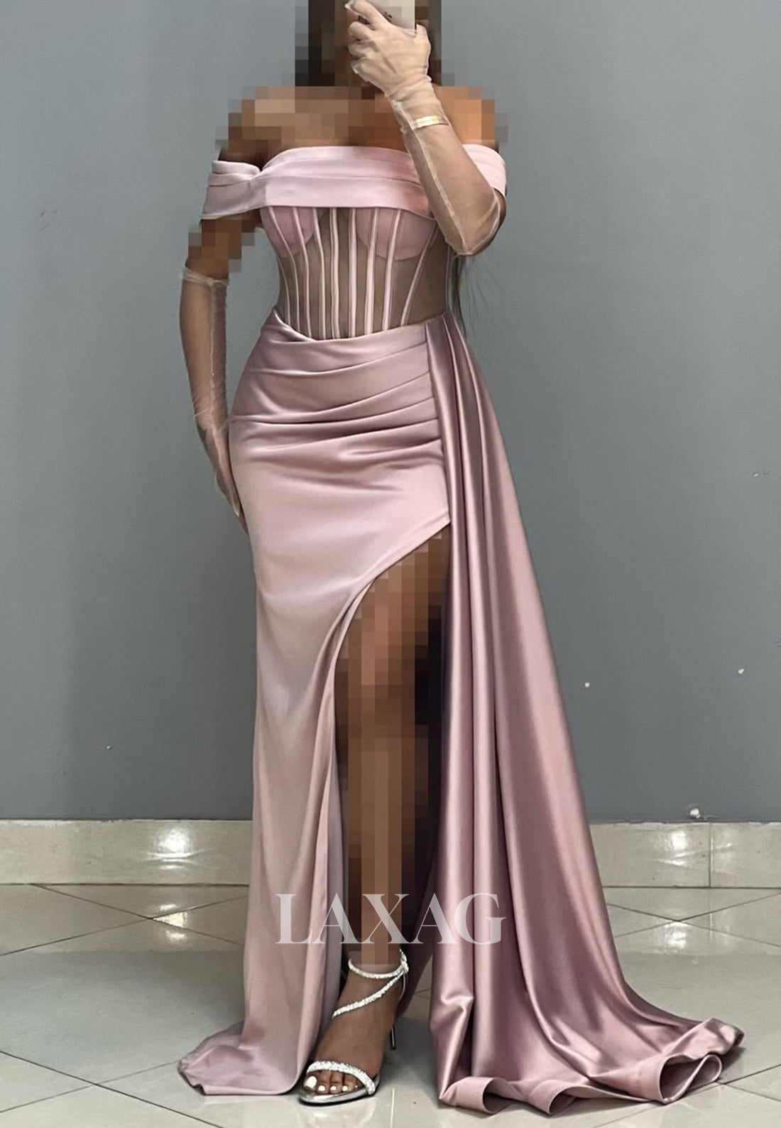 Tube Top Off-Shoulder Sleeveless Mermaid Prom Dress Pleated Satin Party Gowns with Tulle Gloves
