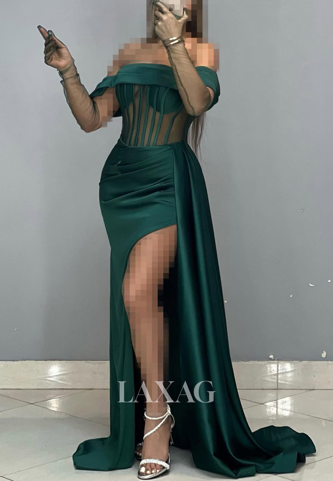 Tube Top Off-Shoulder Sleeveless Mermaid Prom Dress Pleated Satin Party Gowns with Tulle Gloves