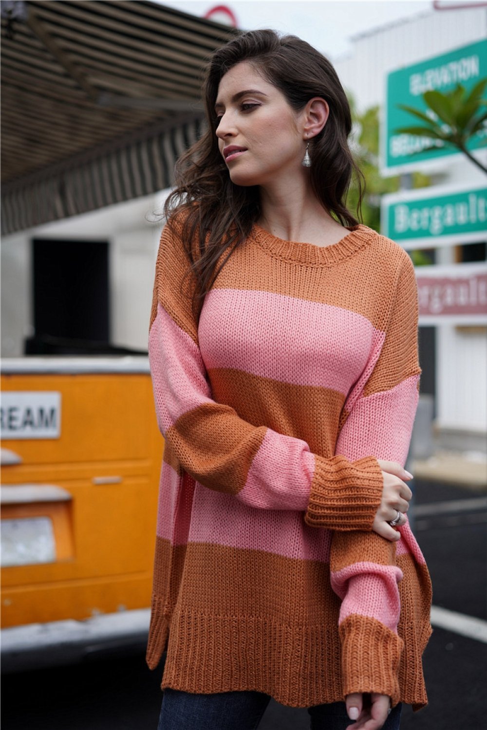RadyRin Classic Round Neck Long-Sleeve Sweater for All Occasions