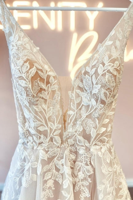 Simple V-Neck Sleeveless A-Line Lace Wedding Dress - Fashionpara