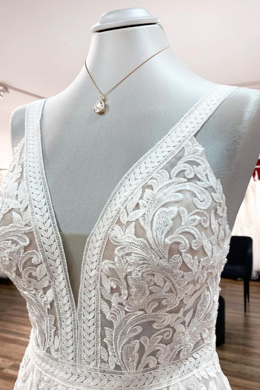 Sleeveless Ivory Lace Appliques A-Line Wedding Dresses - Fashionpara