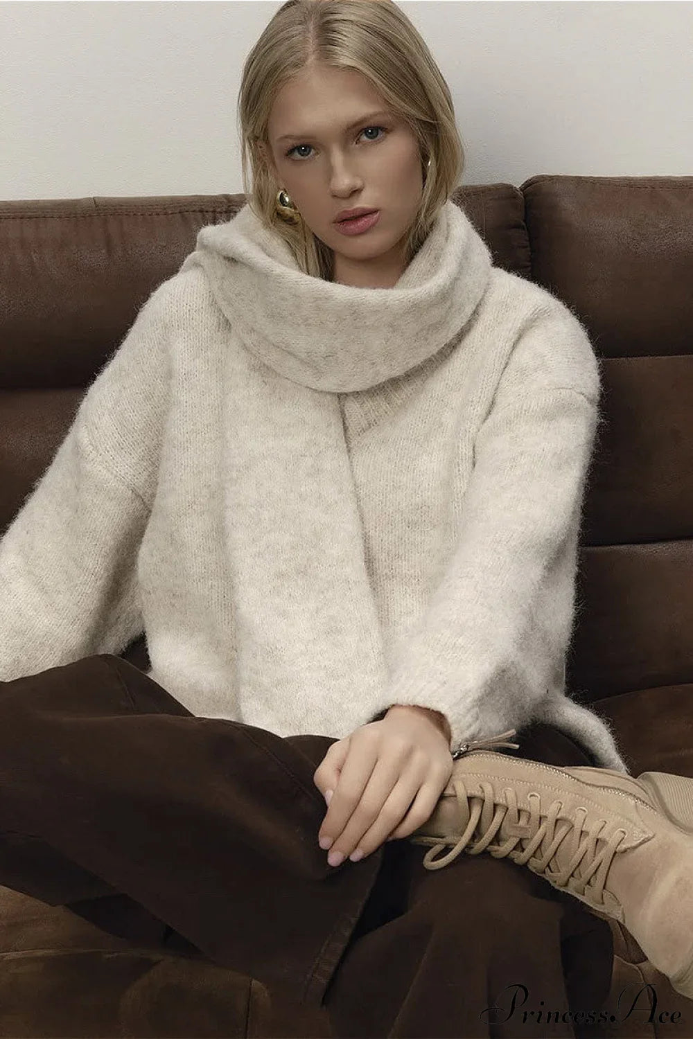 Soft Wool Crew Neck Loose Slouchy Sweater White / M