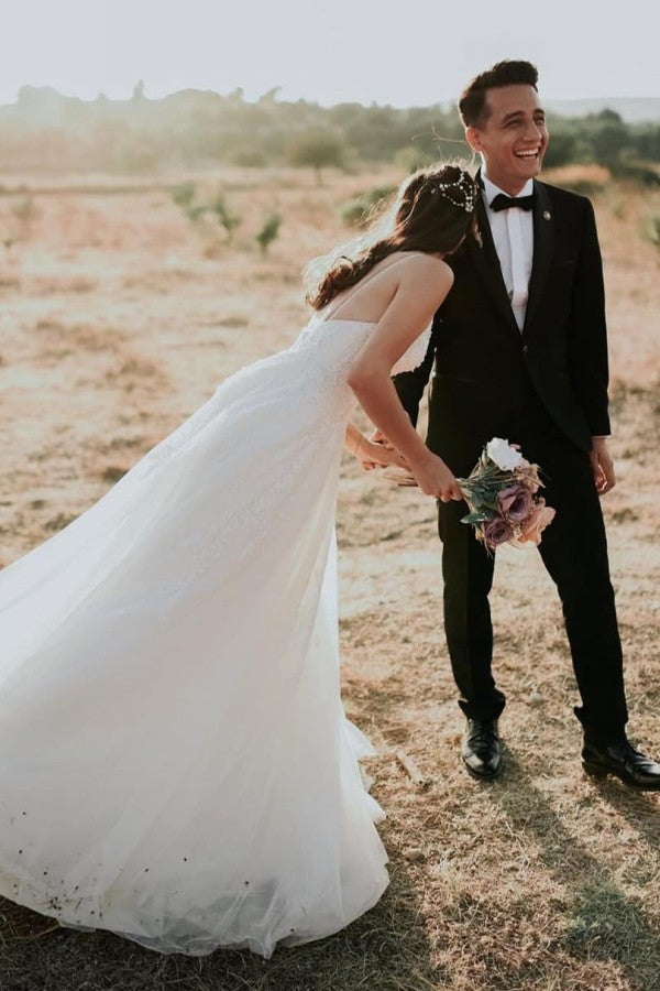 Spaghetti-Straps Lace Wedding Dress Beach Sleeveless Long - Fashionpara