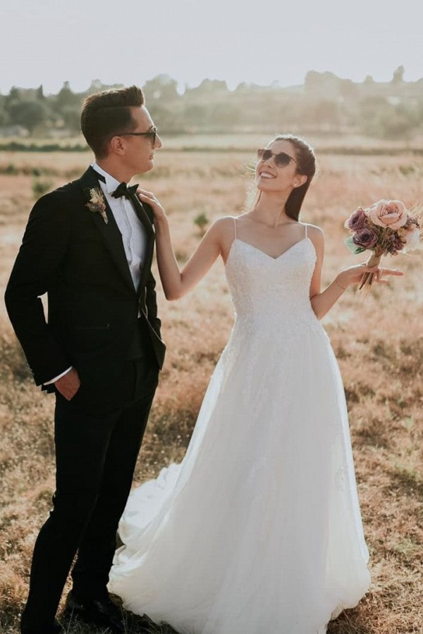 Spaghetti-Straps Lace Wedding Dress Beach Sleeveless Long - Fashionpara