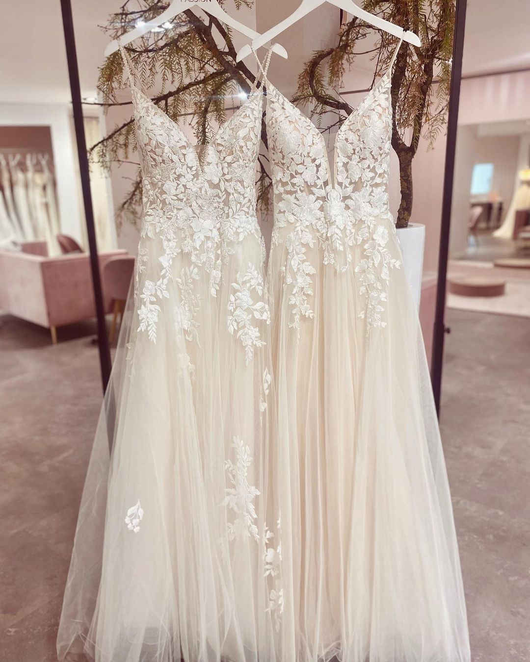 Spaghetti-Straps V-Neck Wedding Dress Sleeveless With Lace Appliques - Fashionpara