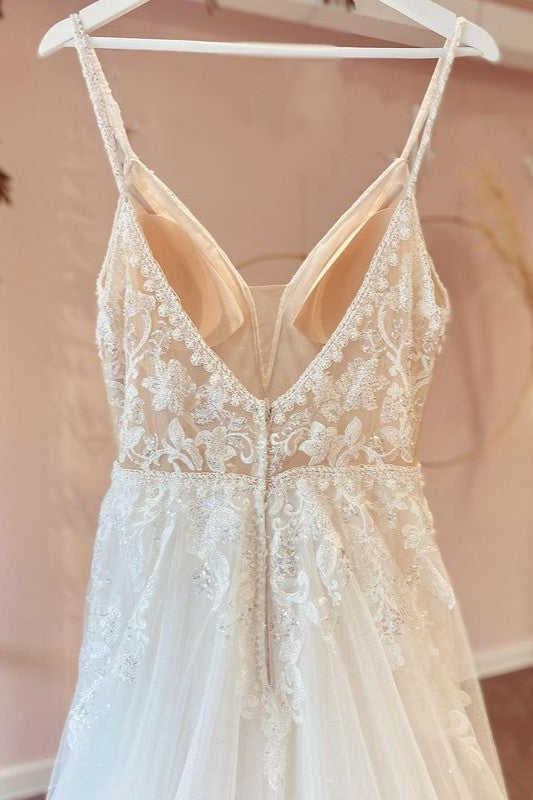 Spaghetti-Straps V-Neck Wedding Dress Tulle Long - Fashionpara