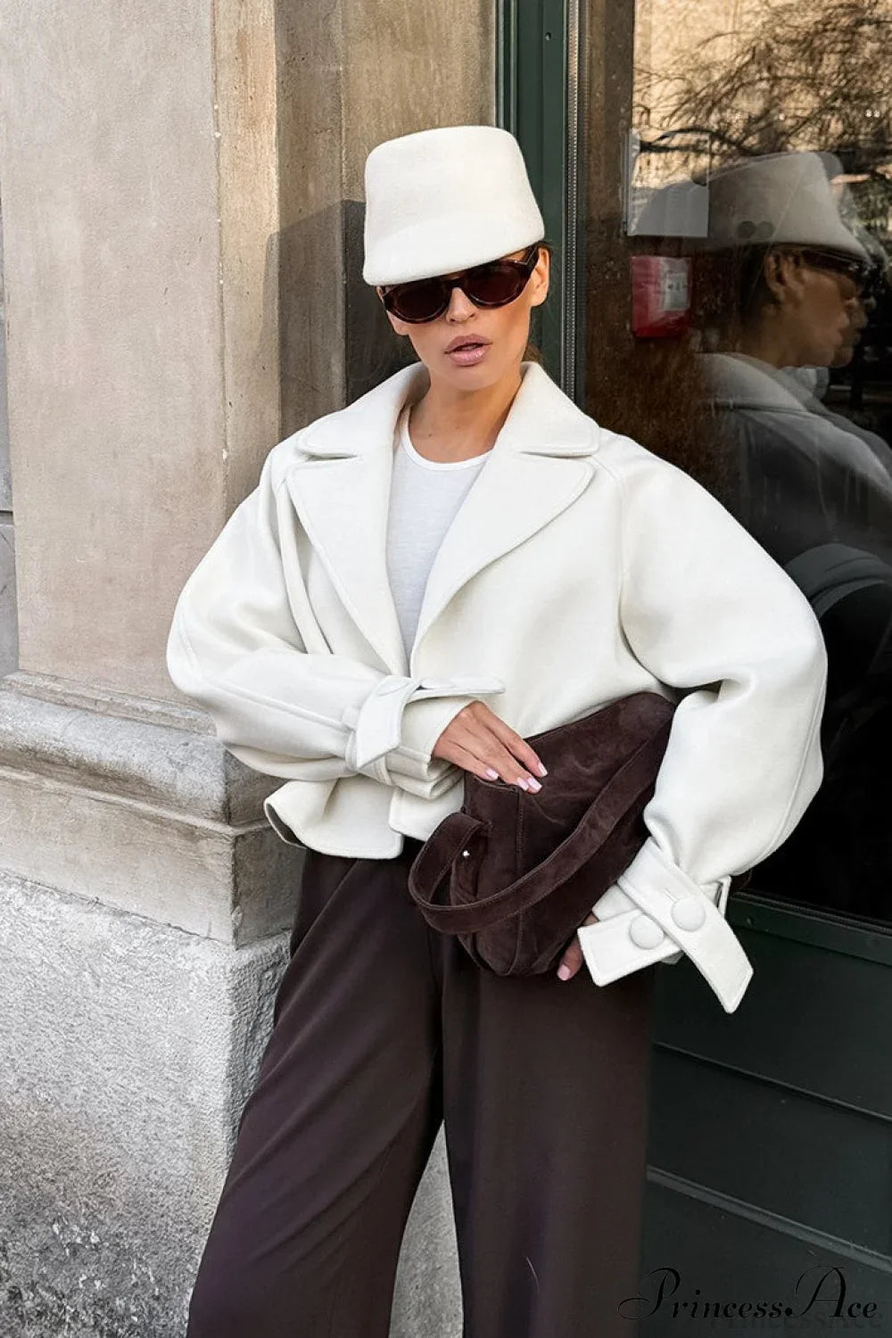 Chic PrincessAce Wool Short Coat with Notch Lapel Design