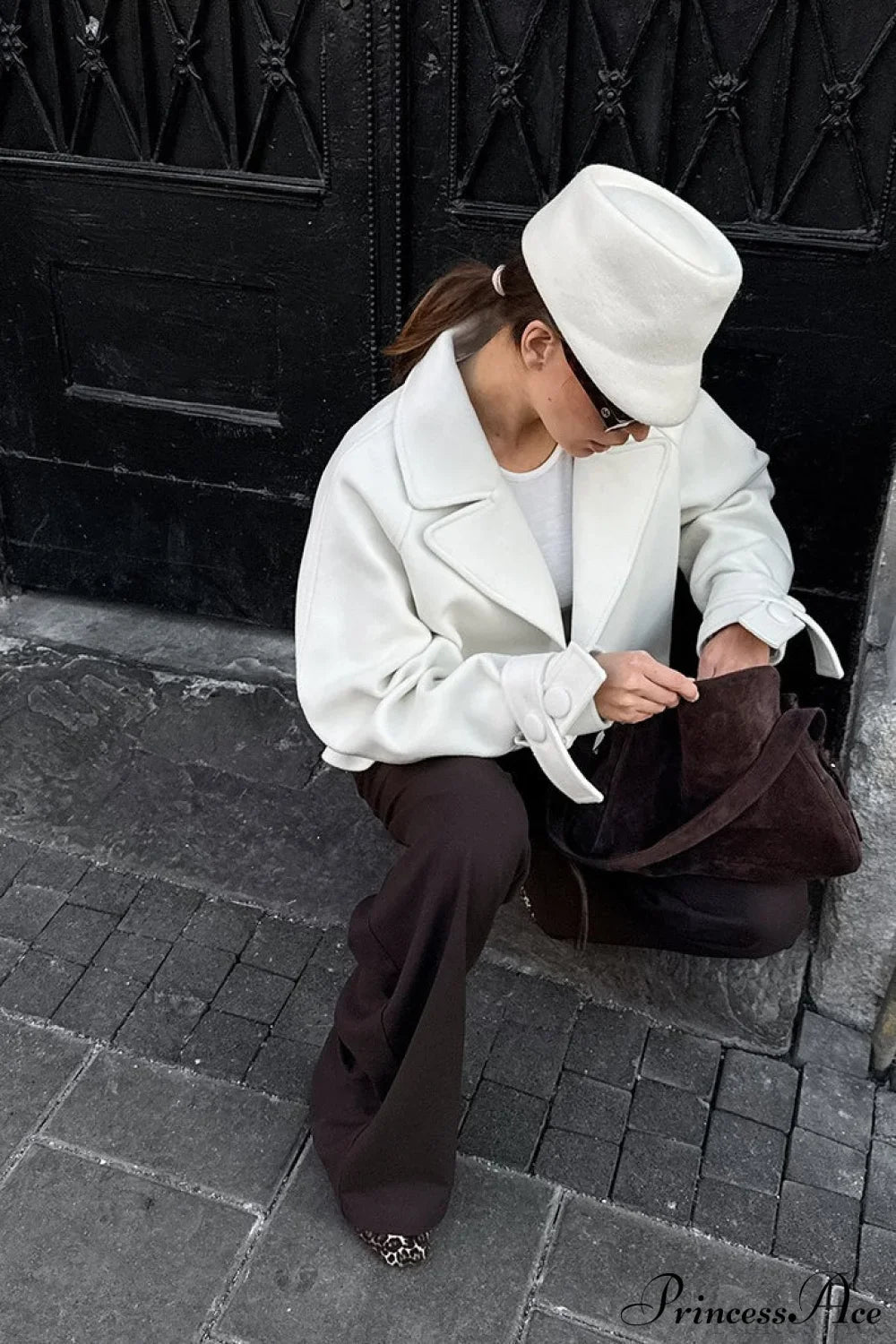 Chic PrincessAce Wool Short Coat with Notch Lapel Design