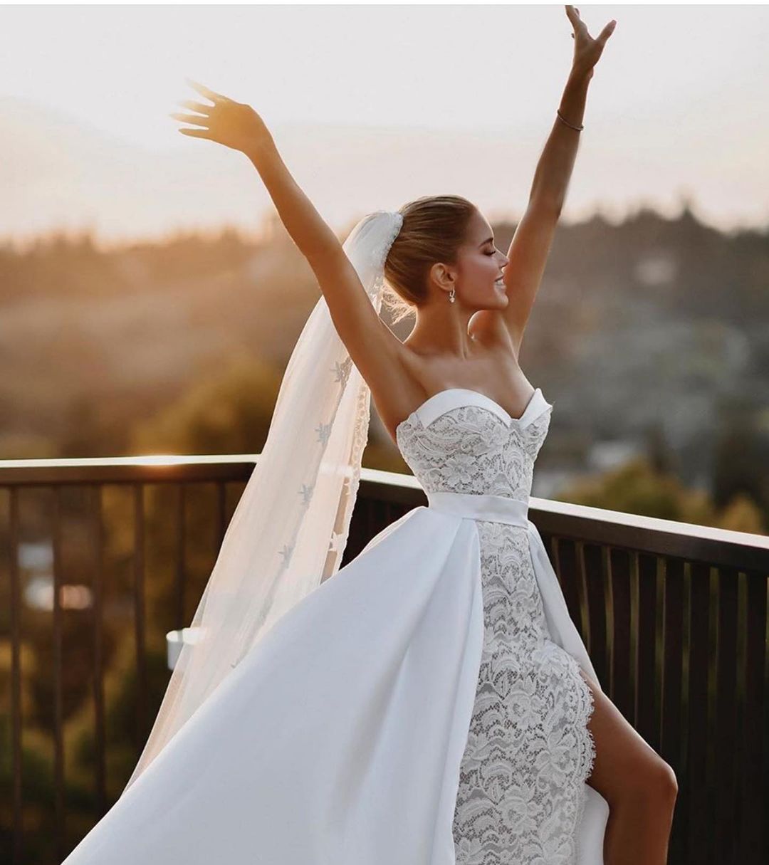 Sweetheart Lace Wedding Dress Overskirt Long - Fashionpara