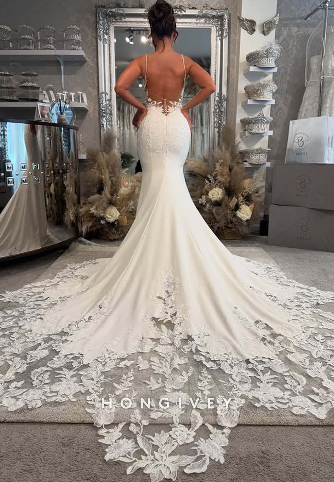 Pleated Trumpet Princess Lace Spaghetti Straps Chapel Train Wedding Dresses