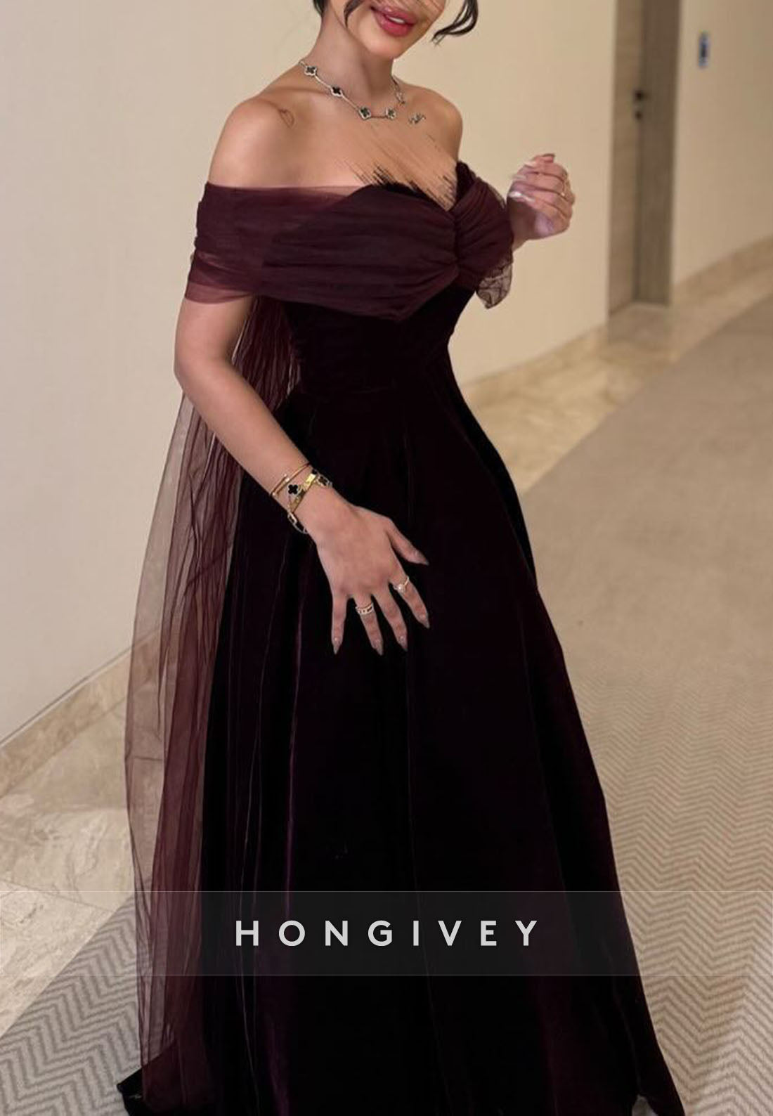 Floor-Length Off the Shoulder Formal Dresses Velvet Shawl Princess Evening Gown