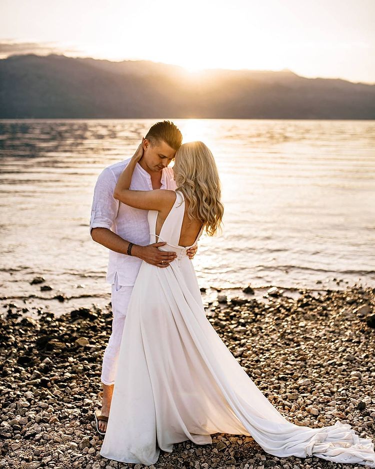 V-Neck Sleeveless Wedding Dress Beach Long - Fashionpara