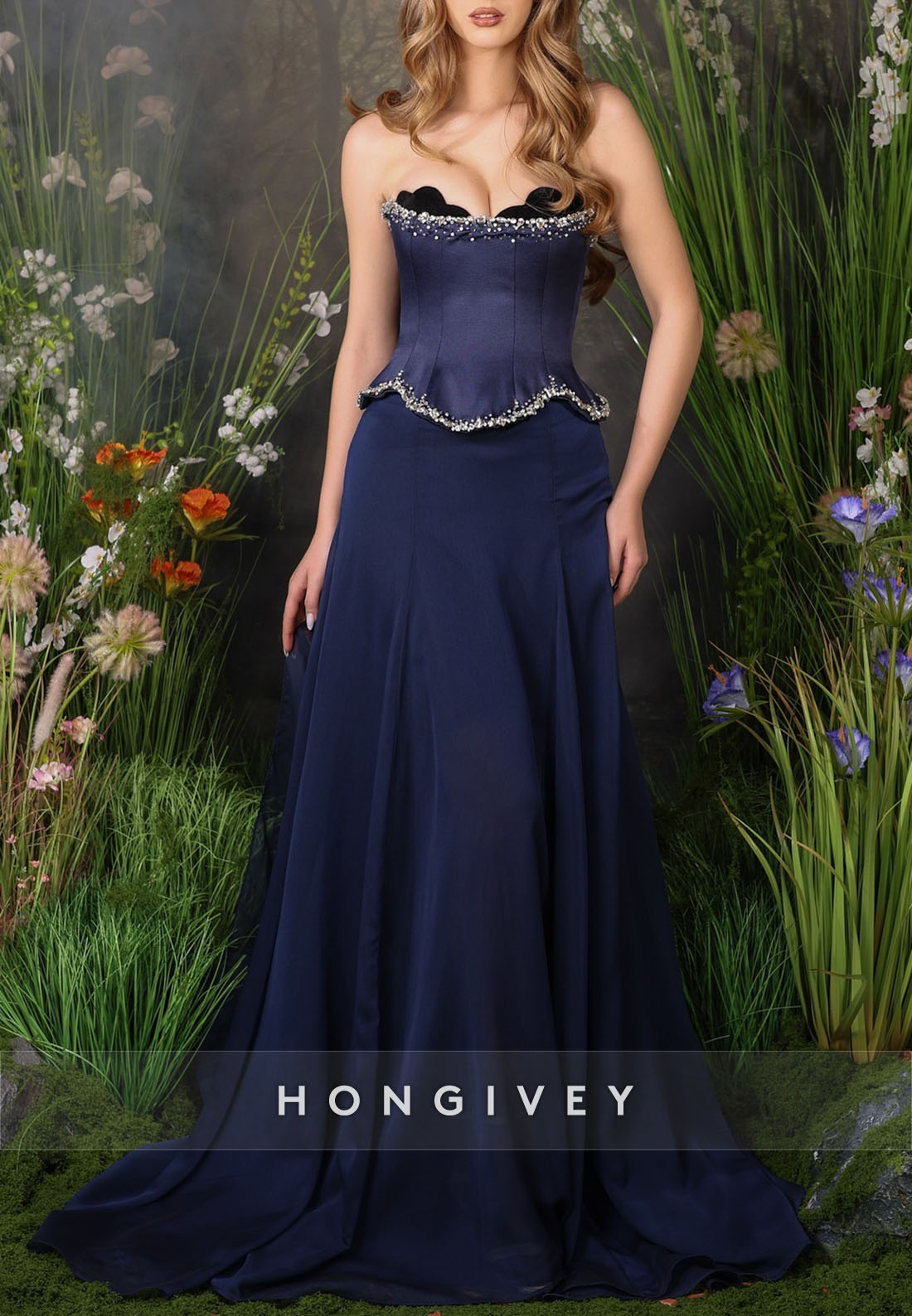 Navy Blue A-line Watteau Train Sweetheart Strapless Pleated Evening Gown