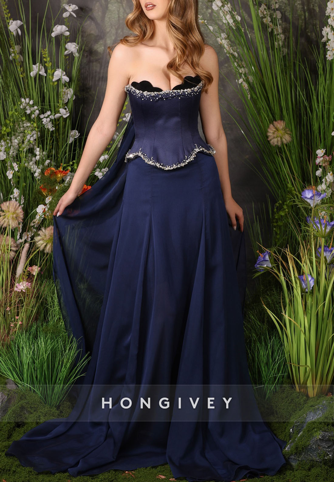 Navy Blue A-line Watteau Train Sweetheart Strapless Pleated Evening Gown