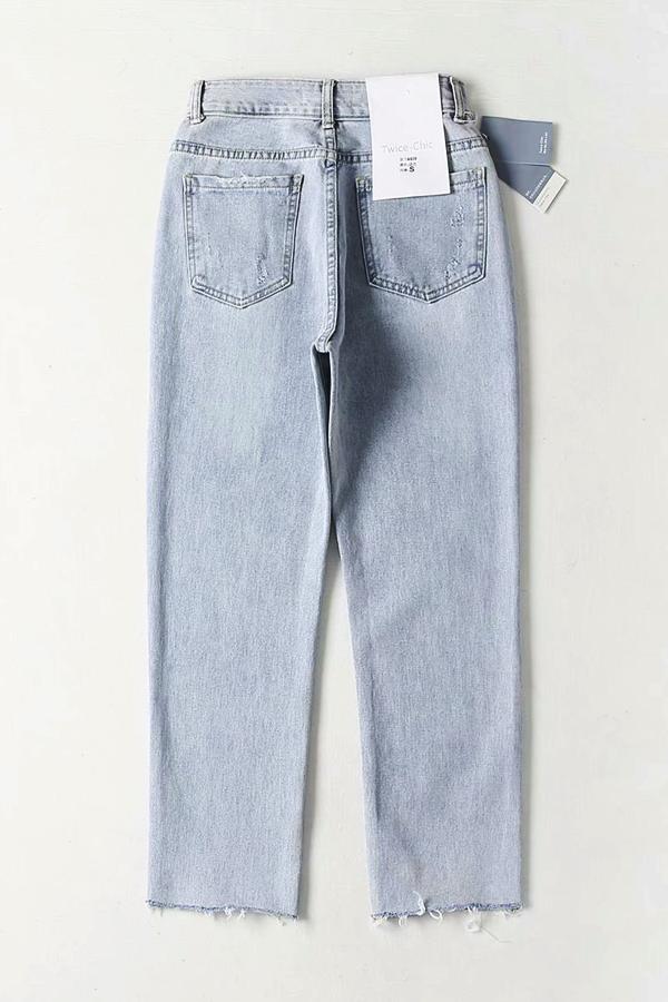Vintage Frayed Hem Straight Jeans