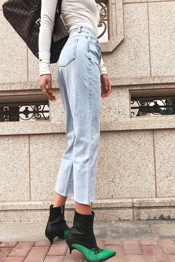 Vintage Frayed Hem Straight Jeans
