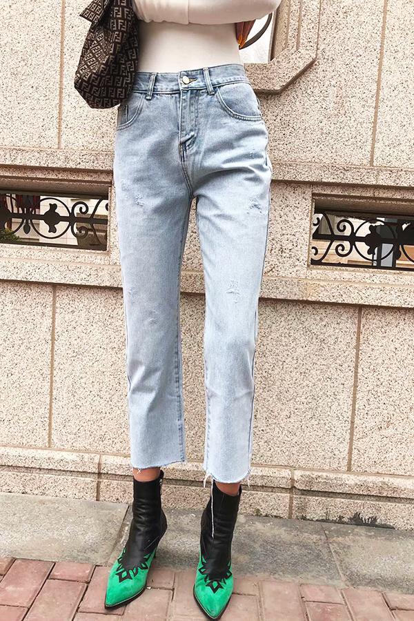 Vintage Frayed Hem Straight Jeans