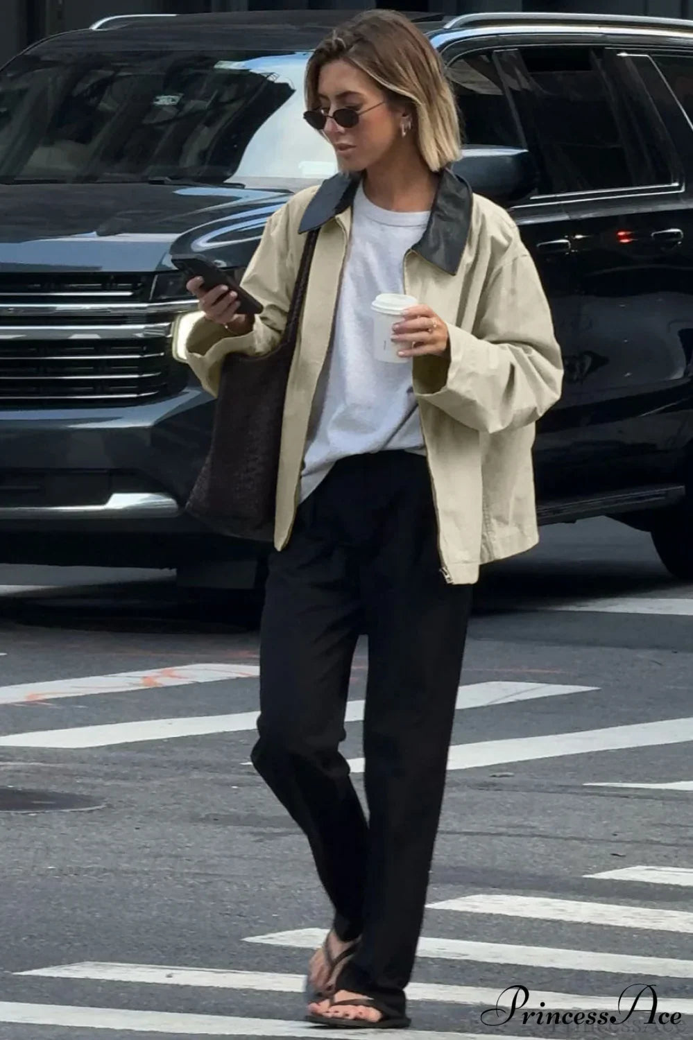 Elegant Vintage-Inspired Trench Coat for Timeless Style