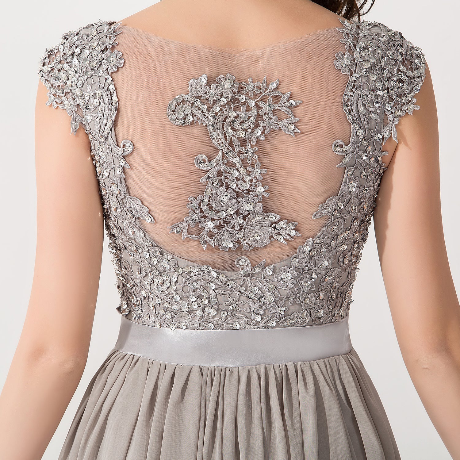 Vintage Silver Sleeveless Long Bridesmaid Dresses With Appliques - Fashionpara