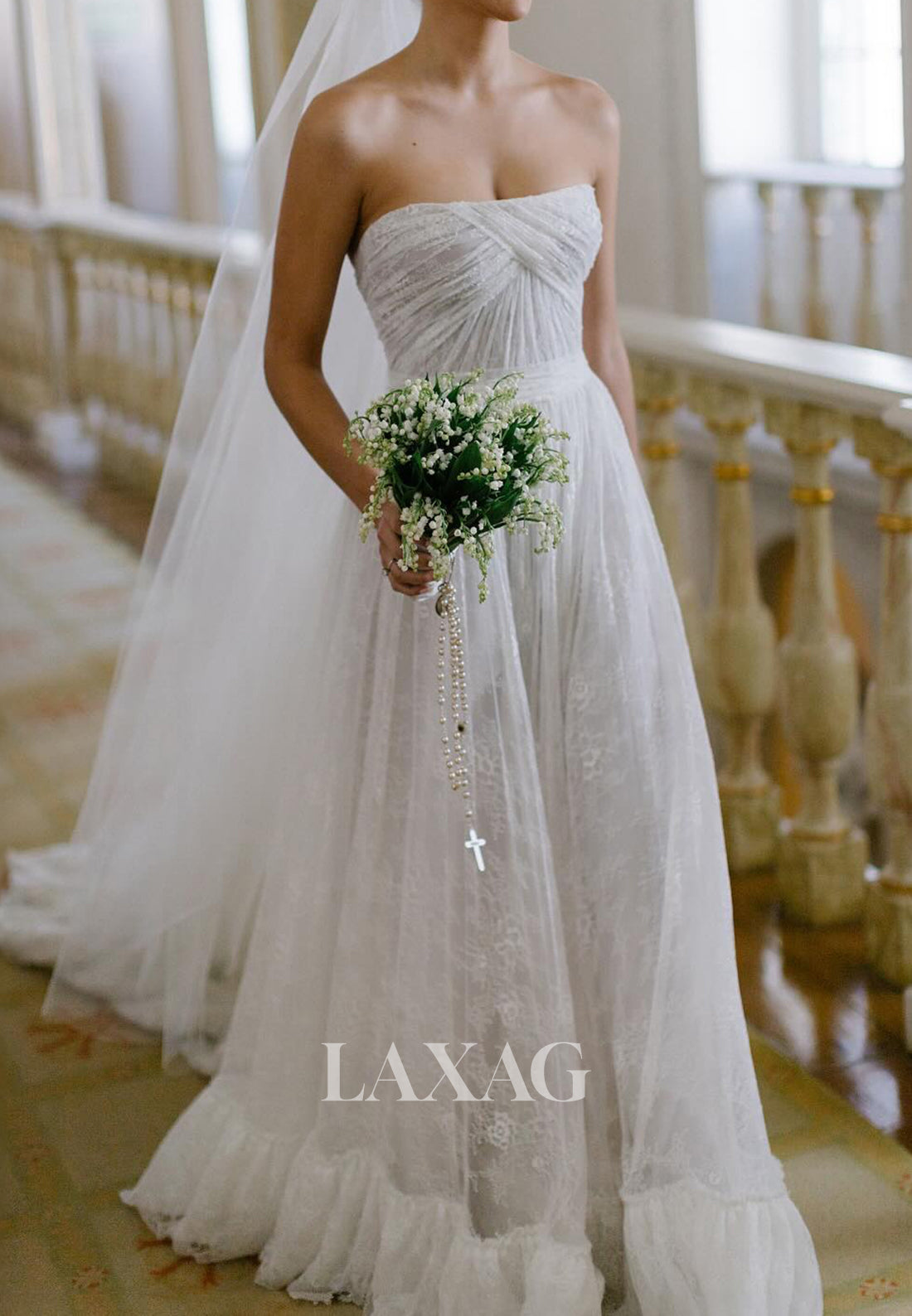 Tube Top Sleeveless A-Line Wedding Dress Off-Shoulder Allover Lace Pleated Bride Gowns